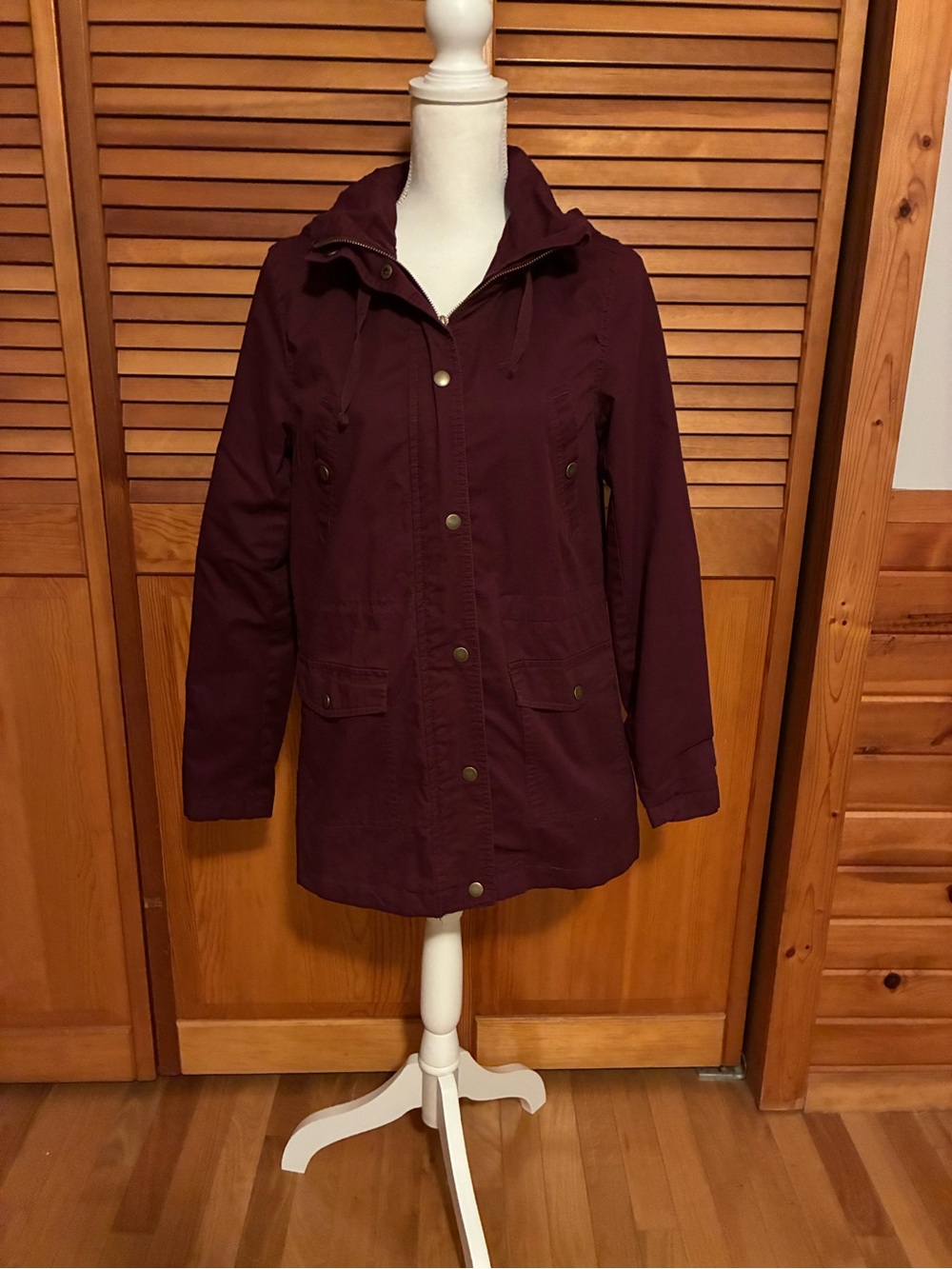 Love Tree Hooded Utility Anorak Jacket in Plum